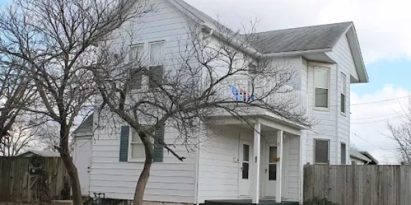 Izzy's House Vincent House